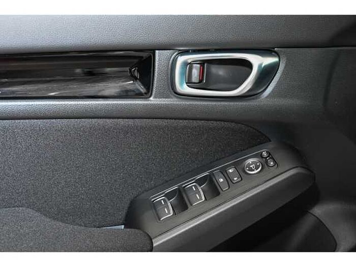 Honda Civic 2.0 ELEGANCE Navigation Alufelgen Rückfahrkamera Sitzheizung