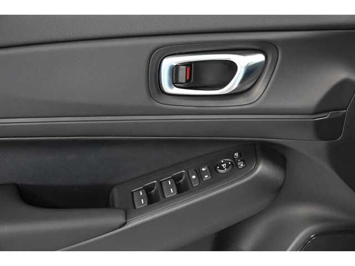 Honda HR-V 1.5 ELEGANCE Allwetterreifen Navigation Alufelgen Rückfahrkamera Sitzheizun