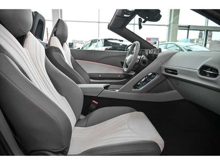 MG Cyberster E-Roadster 340PS BOSE BREMBO NAVI ACC ALCANTARA