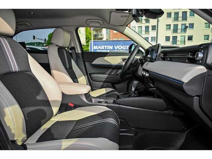 Honda HR-V 1.5 ADVANCE STYLE Navigation LED Scheinwerfer Rückfahrkamera Sitz-