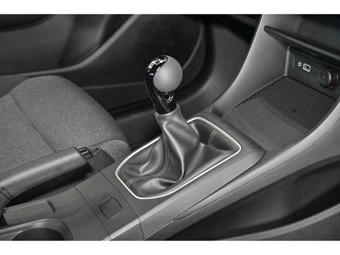 MG MG3 3 1.5L 5MT COM MY24.5 Navi Digitales Cockpit LED Apple CarPlay Android Auto