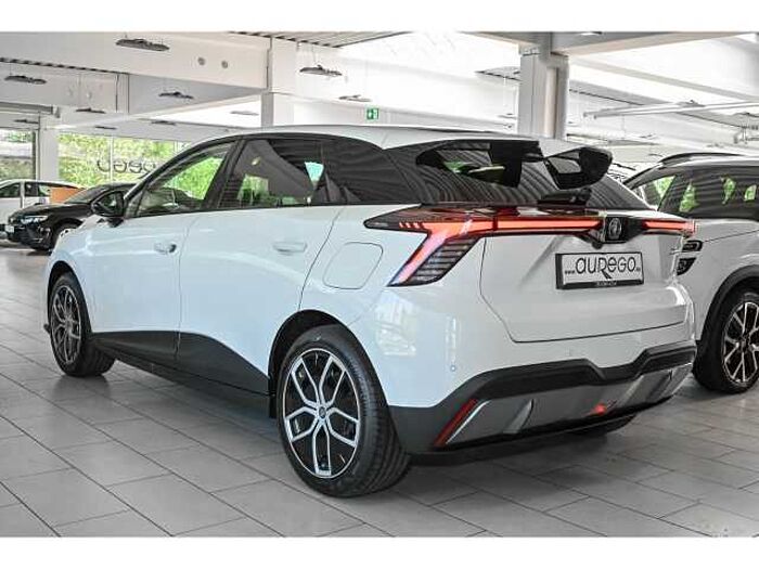 MG MG4 Luxury StandHZG Navi GJR Digitales Cockpit 360 Kamera LED ACC Apple CarPlay