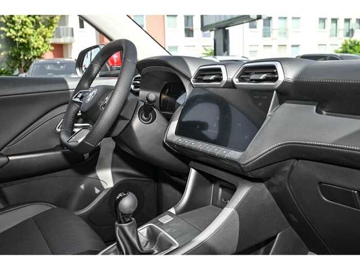 MG ZS 1.5 Comfort+ALLWETTER+Navi Digitales Cockpit 360 Kamera LED Apple CarPlay