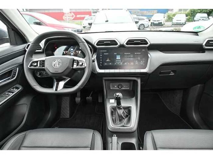 MG ZS 1.5 Comfort+ALLWETTER+Navi Digitales Cockpit 360 Kamera LED Apple CarPlay