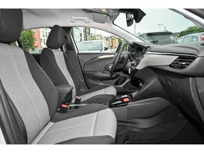 Opel Corsa 1.2 EDITION AT+GJR+ALU+NSW+TECH/KOMFORT-PAKET+
