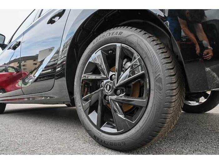 Opel Corsa 1.2 GS MILD HYBRID+GJR+ALU+TECH KOMFORT-PAKET