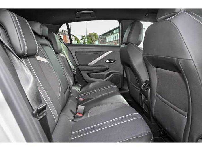 Opel Astra 1.2 GS+NAVI+SHZ+LRH+2xPDC+KEYLESS+360°KAM+ACC+