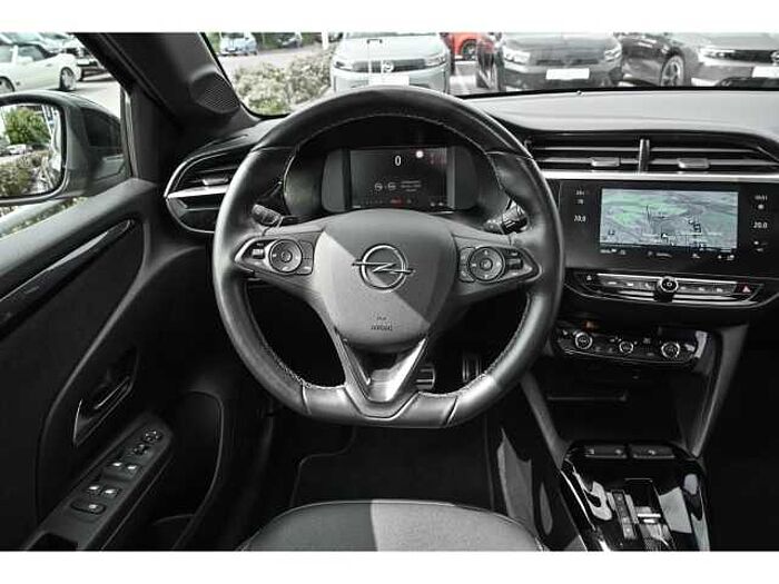 Opel Corsa 1.2(130PS)ULTIMATE AT+ALCANTARA+GJR+NAVI+PDC+I-LUX+SHZ+