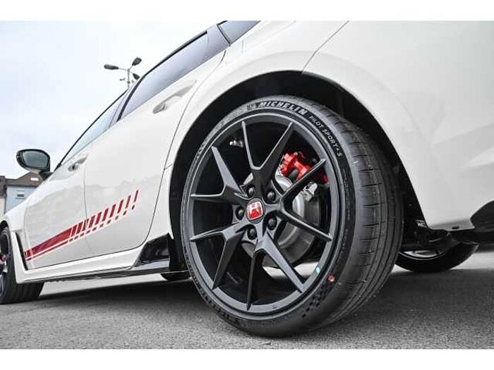 Honda Civic TYPE R 2.0 ULTIMATE EDITION 1 OF 40, CARBON
