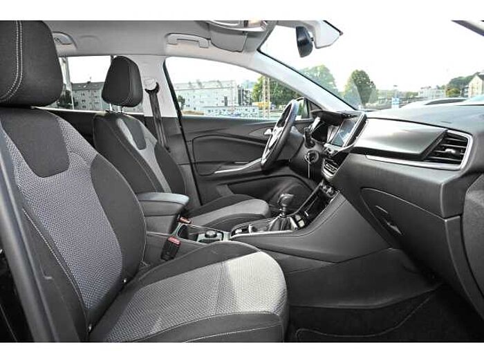 Opel Grandland 1.2 GS LINE+GRIP+NAVI+P&G-PR+GJR+BEH.WSS