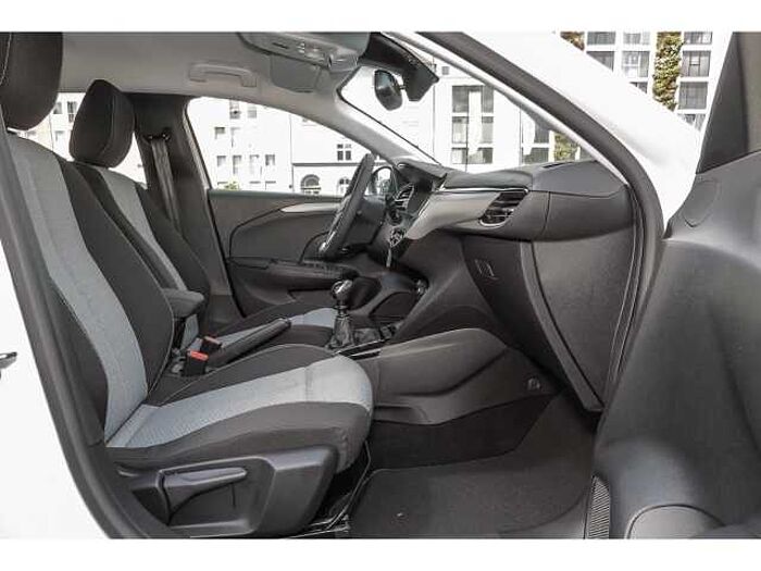 Opel Corsa 1.2 EDITION+GJR+ALU+NSW+TECH KOMFORT-PAKET+