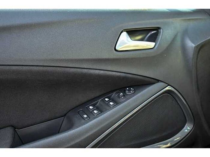 Opel Crossland 1.2 ELEGANCE+PANO+SHZ+NAVI+ALU+2xPDC+R-KAM+TWA+KLIMAAUTO+