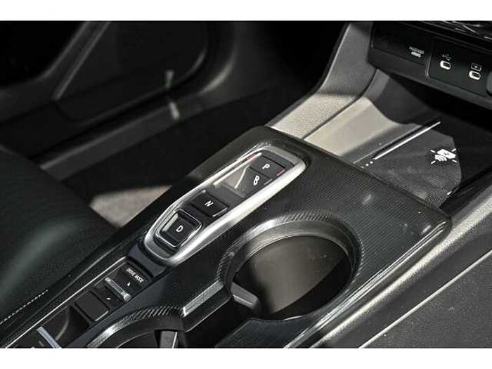 Honda Civic HYBRID 2.0 ADVANCE SHZ+LHZ+NAVI+LED+BOSE+PANO+LEDER