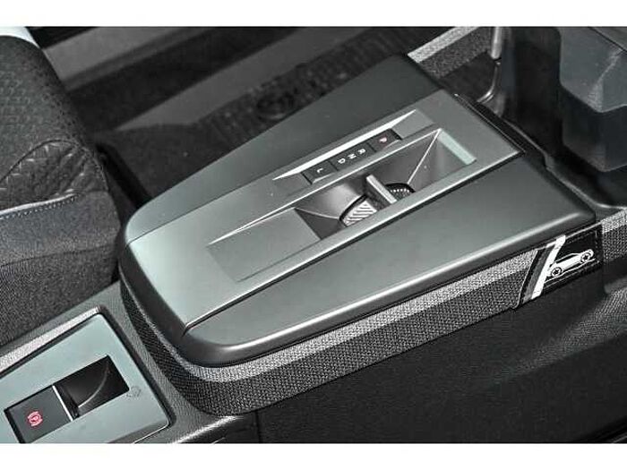 Opel Frontera MHEV GS+NAVI+BEH.WSS+LRH+SHZ+LED+R-KAM+2xPDC+KLIMAAUTO+