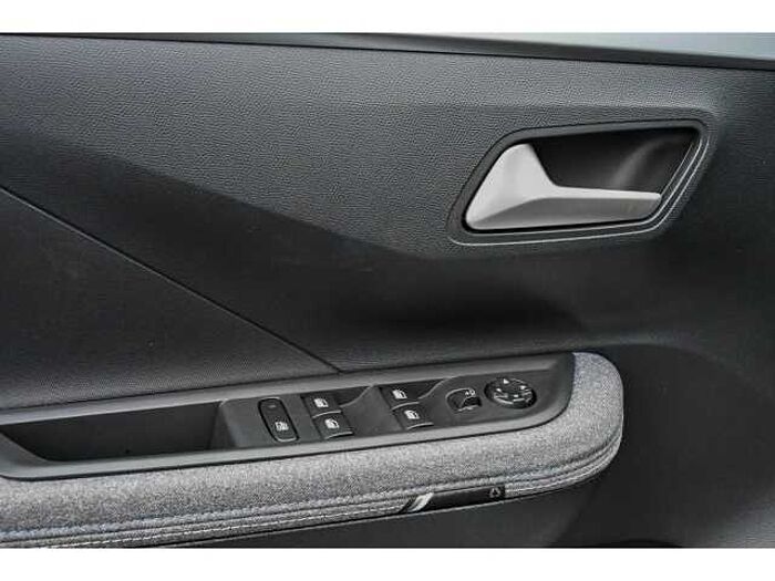 Opel Frontera MHEV GS+NAVI+BEH.WSS+LRH+SHZ+LED+R-KAM+2xPDC+KLIMAAUTO+