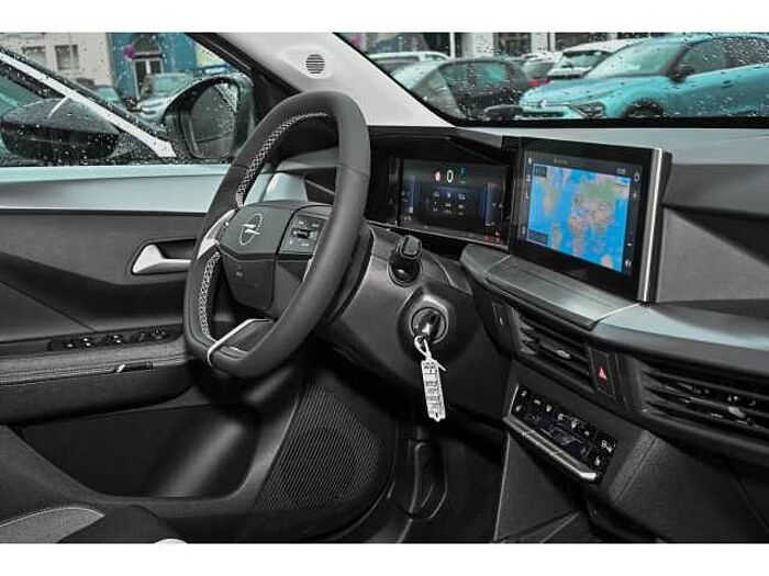 Opel Frontera MHEV GS+NAVI+BEH.WSS+LRH+SHZ+LED+R-KAM+2xPDC+KLIMAAUTO+