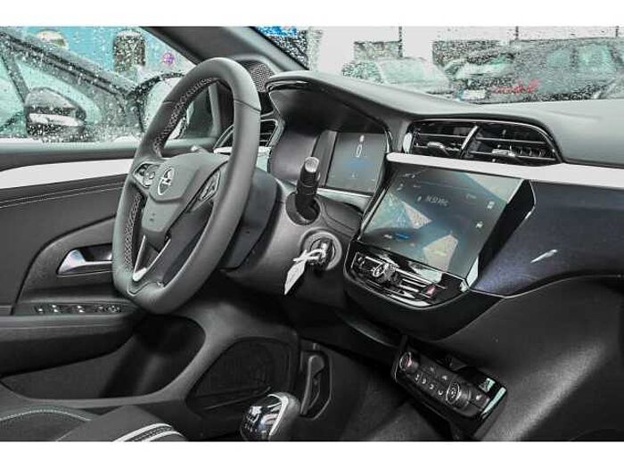 Opel Corsa 1.2 GS+LED+R-KAM+SHZ+LRH+TWA+2xPDC+VC+DAB+