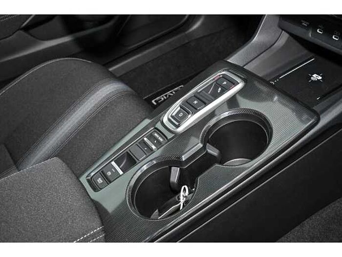 Honda Civic 2.0 HYBRID ELEGANCE SHZ+NAVI+R-KAM, 2x PDC+LED