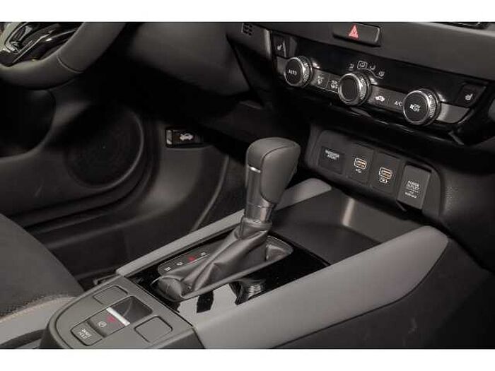 Honda Jazz 1.5 ADVANCED SPORT 8 Jahre Garantie HYBRID NAVI+LRH+SHZ+R-KAM+LED