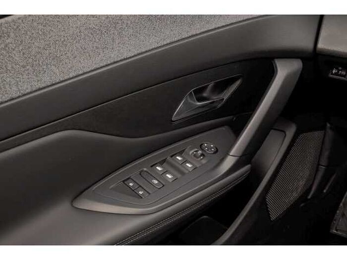 Peugeot 308 SW ALLURE AT+GJR+SURROUNDING+KEYLESS+INDUK+KOMFORT+SHZ+LRH+