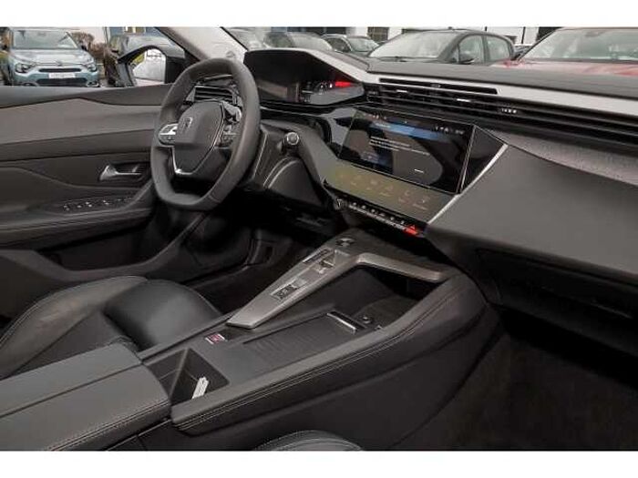 Peugeot 308 SW ALLURE AT+GJR+SURROUNDING+KEYLESS+INDUK+KOMFORT+SHZ+LRH+