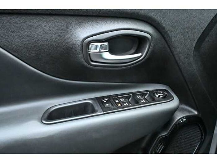 Jeep Renegade 1.0 LIMITED FWD+NAVI+SOUND+GJR+SHZ+LRH+BT+KEYLESS+