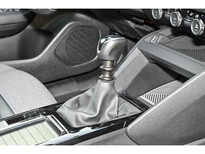 Citroen C4 PT130 SHINE S&S+AHK+BEH.WSS+SHZ+LRH+18ZOLL-LM