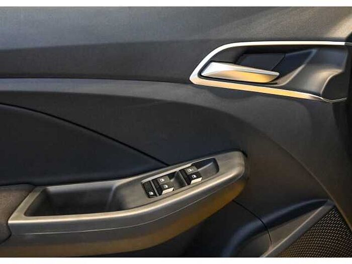 MG MG3 1.5L 5MT COM+RückKamera+Navi+Digitales Cockpit+LED+Apple CarPlay+Android Aut