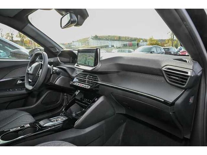 Peugeot 2008 ALLURE AT+NAVI+GJR+SHZ+2xPDC+ALU+