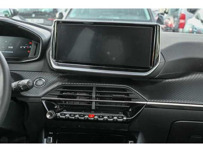 Peugeot 2008 ALLURE AT+NAVI+GJR+SHZ+2xPDC+ALU+