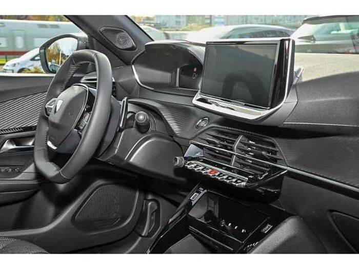 Peugeot 2008 ALLURE AT+NAVI+GJR+SHZ+2xPDC+ALU+