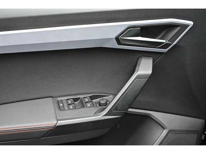 SEAT Ibiza 1.5 FR PRO BLACK EDITION DSG+DINAMICA+SHZ+FAP-XL+