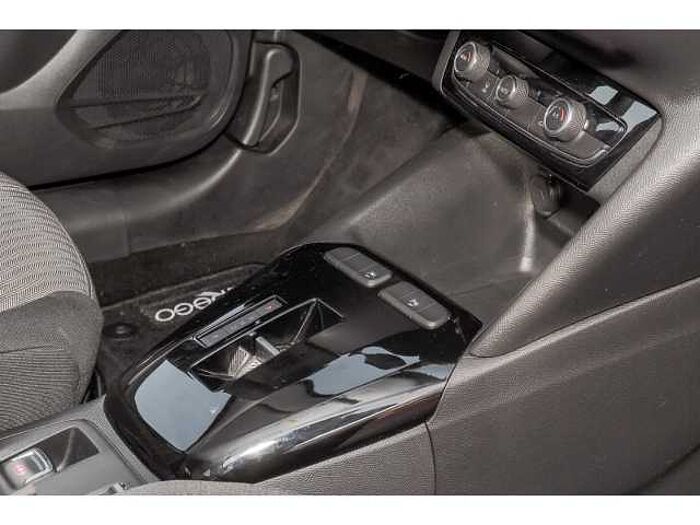 Opel Corsa-e EDITION+SHZ+PDC+SOLAR-PROTECT+KLIMAAUTO+DAB+