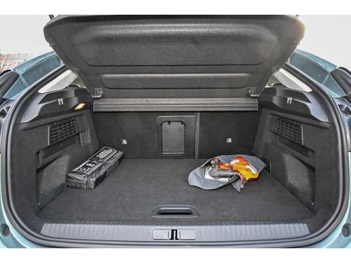 Citroen C4 PT130 SHINE S&S+NAVI+AHK+BEH.WSS+SHZ+18''ALU+