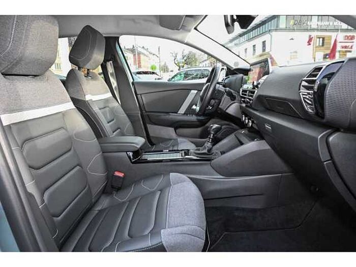 Citroen C4 PT130 SHINE S&S+NAVI+AHK+BEH.WSS+SHZ+18''ALU+