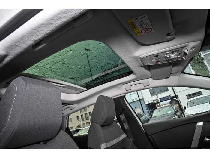 Citroen C4 PT130 SHINE AT+SD+DAP-PLUS+INDUK+KÄLTE+18''ALU+