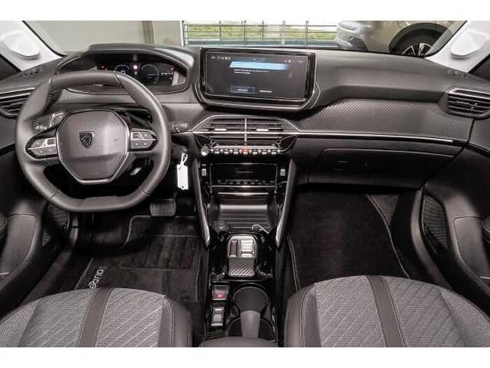 Peugeot 208 ALLURE 110 e-DSC6 HYBRID+NAVI+SHZ+ALU+360°KAM+