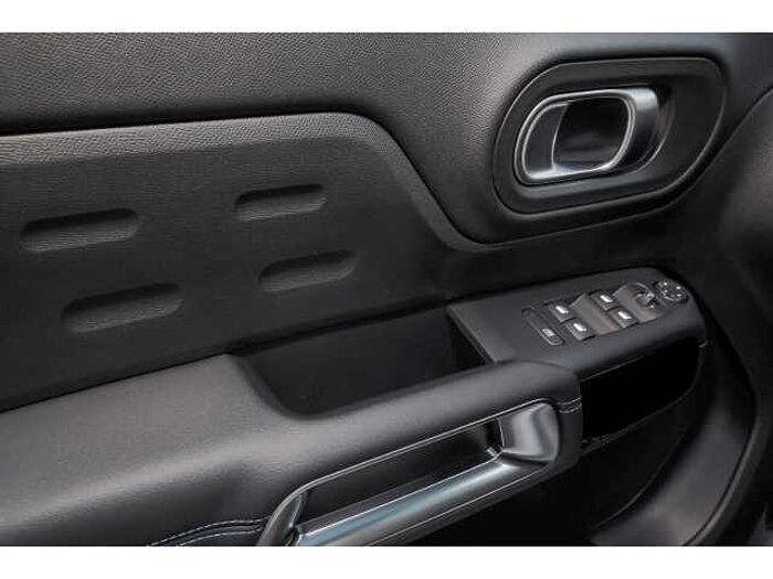 Citroen C5 Aircross SHINE PACK PT130 AT+PANO+SHZ+DAP5+EL.KLAPPE+19''ALU+