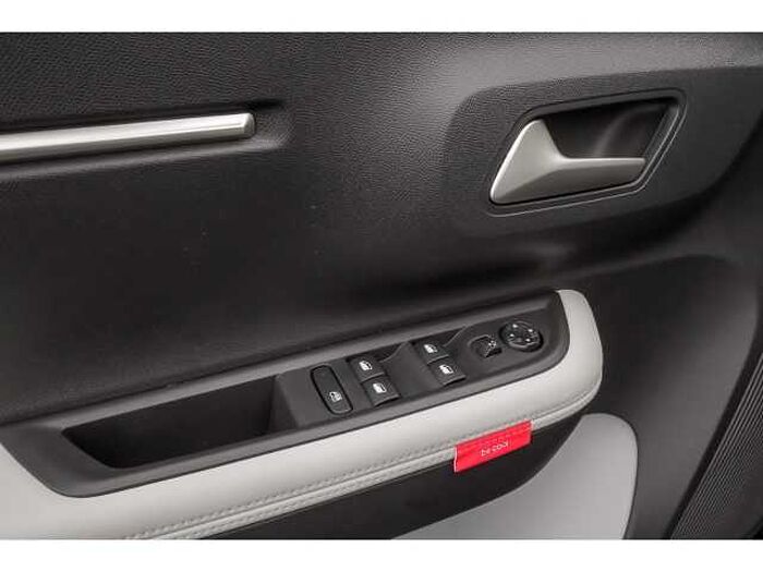 Citroen C3 Aircross Hybrid 145 MAX MHEV Automatik HUD Digitales Cockpit LED Apple CarPla