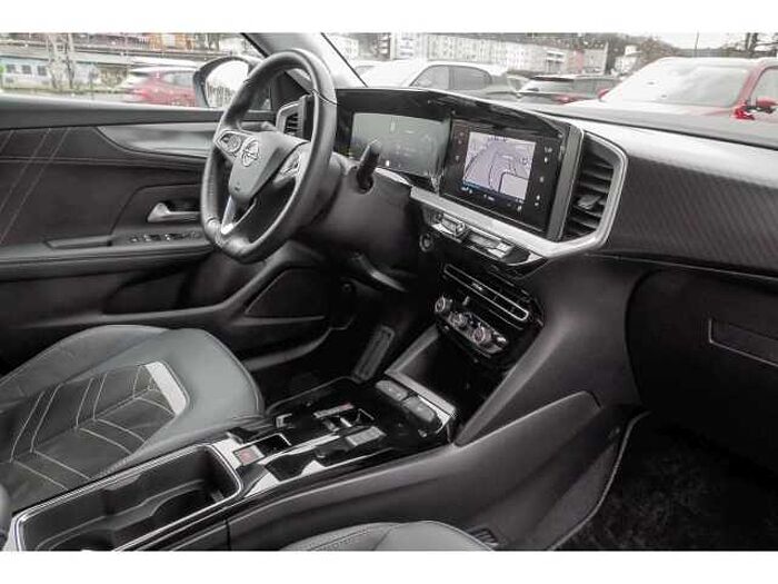 Opel Mokka-e Ultimate 100 kW Navi Leder Digitales Cockpit LED Blendfreies Fernl. Kurv
