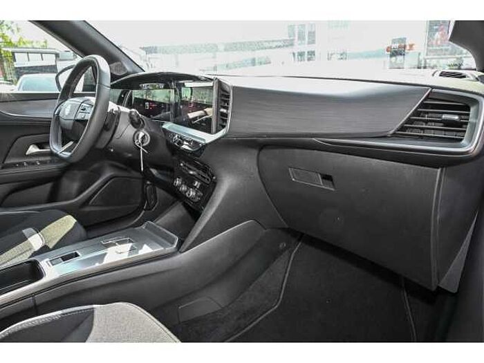 Opel Mokka 1.2 GS AT+SHZ+LRH+LED+R-KAM+PDC+APPLE+