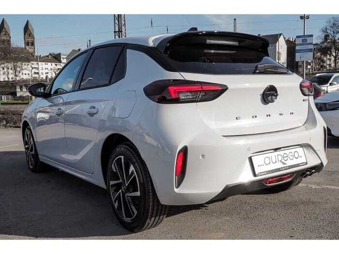 Opel Corsa GS HYBRID+NAVI+2xPDC+R-KAM+SHZ+LRH+TWA+KEYLESS+