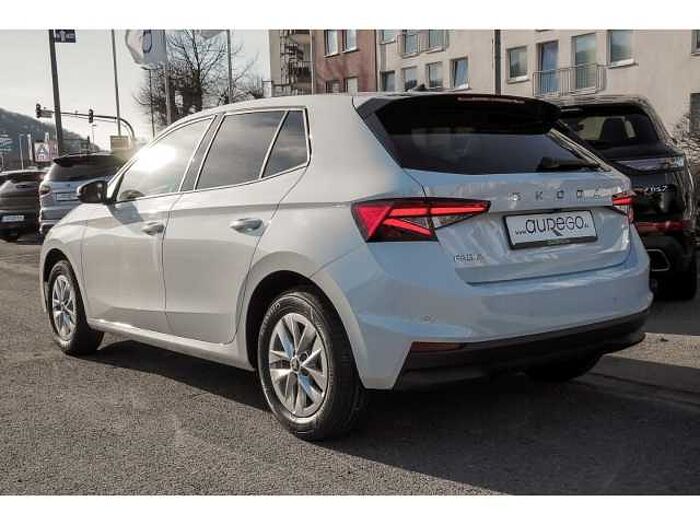 SKODA Fabia SELECTION+AT+SHZ+LRH+R-KAM+PDC+APPLE+