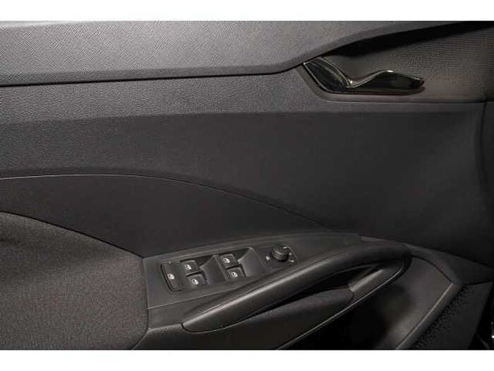 SKODA Fabia SELECTION+AT+SHZ+LRH+R-KAM+PDC+APPLE+