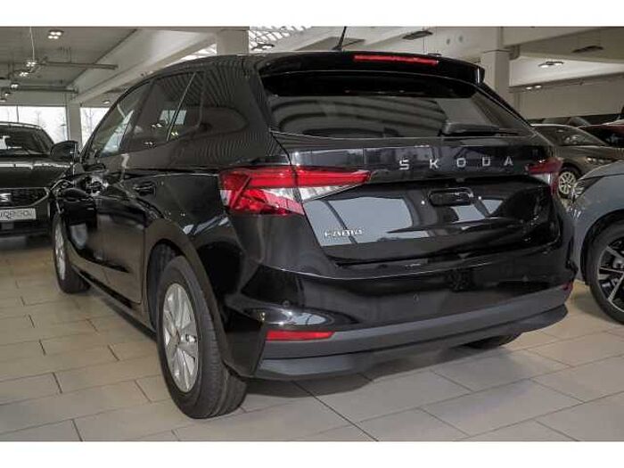 SKODA Fabia SELECTION+AT+SHZ+LRH+R-KAM+PDC+APPLE+