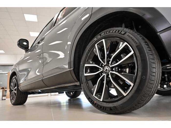 Honda HR-V Hybrid 1.5 Elegance Magic Seats STZ V Einparkhilfe vorne hinten