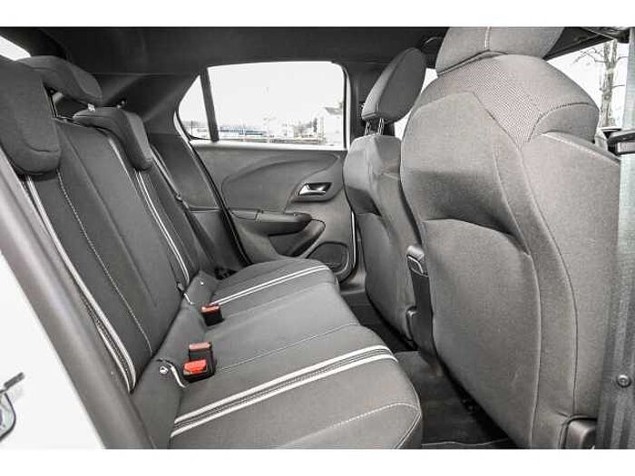 Opel Corsa 1.2 GS AT+SHZ+LRH+LED+ACC+APPLE+
