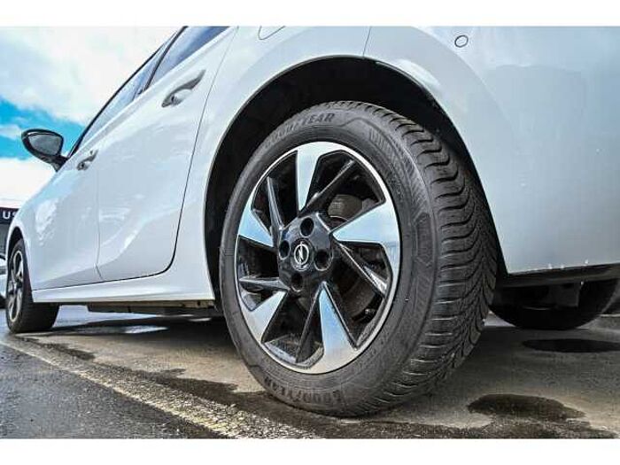 Opel Corsa-e F ELEGANCE +SHZ+KLIMAAUT+PDC+KAMERA+LED