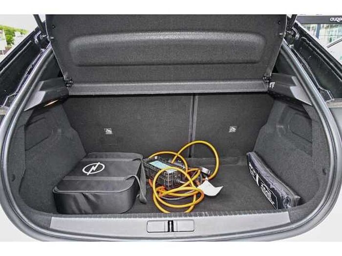 Opel Corsa-e F ELEGANCE +SHZ+KLIMAAUT+PDC+KAMERA+LED