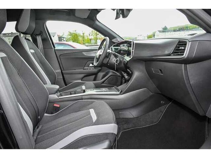 Opel Mokka GS AT+PDC+KAM+LRH+SHZ+ALU+DAB+TEMPO